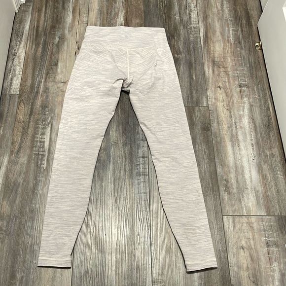 Lululemon Wunder Under High Rise Tight 8 - Picture 3 of 7